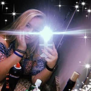 Meet your Posher, Chasity